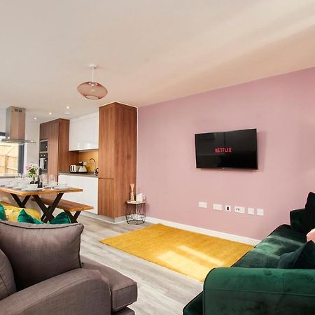 Вилла Beaut 5 Bed House W Parking Манчестер Экстерьер фото