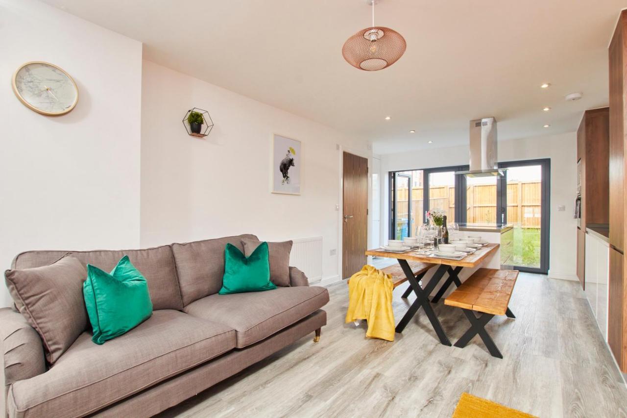 Вилла Beaut 5 Bed House W Parking Манчестер Экстерьер фото
